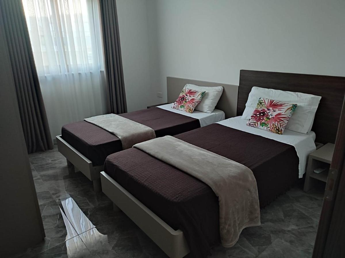 Sir William Strand Apartment Gzira Bagian luar foto